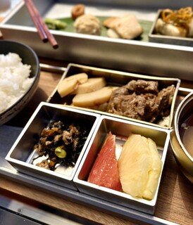 Kyukaruizawa KIKYO Curio Collection by Hilton