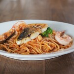 ラムレ - 料理写真:色々魚介のペスカトーレ（パスタコース＋600円）