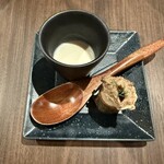 鉄板 KITAZUMI - アミューズ　和牛のビュレット・里芋の冷製スープ