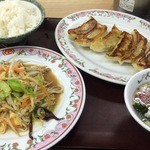 餃子の王将 - 日替わり定食680円