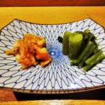 心人 - 漬物も美味しいです。