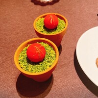 ラ・ロシェル - ポークリエットのオリーブで包みカカオでコーティングしたもの