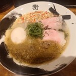 広島牡蠣と和牛ラーメン 衝青天 - 特製広島牡蠣と塩ラーメン(1,600円)