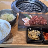 焼肉 ギュウトピア - 