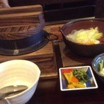 Mangetsu - 釜飯のお膳