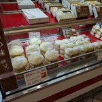 重慶飯店 GIFT&DELI - 料理写真:重慶肉まん