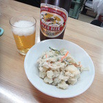Ookubo Saketen - 瓶ビールとポテトサラダ