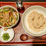 手打ちうどん　 いしづか - 牛ホルモンつけ汁