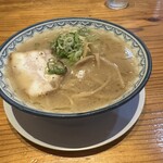 元祖赤のれん 節ちゃんラーメン 天神本店 - 