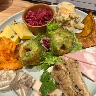 酒屋食堂 スタンドましか