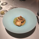 銀座 レカン - 舌平目のブレゼ　デュグレレ風。舌平目はふっくらとしていて、中の方はレアです。