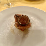 ラ・ビスボッチャ - イチジクのパイ ゴルゴンゾーラ入り