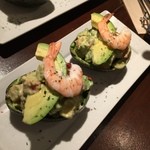 Bistro Roven - 海老とアボガドのタルタルサラダ