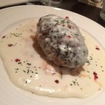 Bistro Roven - ホワイトソース・ハンバーグ