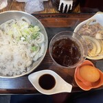 武州うどんあかねandみどりダイニング - 