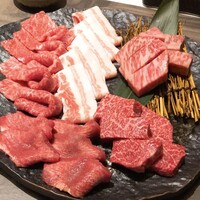 近江うし焼肉 にくTATSU 日本橋室町店 - 