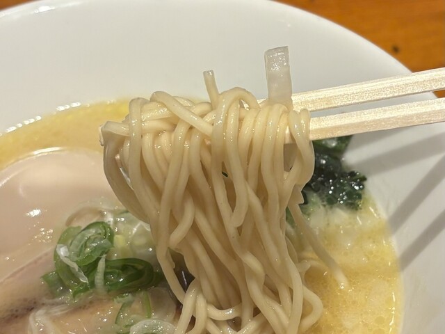 麺処 ajito - 緑が丘（ラーメン）の写真