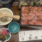 肉まぶし専科 肉亭新 - 