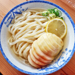 手打ちうどん ぶれーど・う - ももの冷やかけうどん