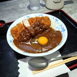 ほびーい喫茶店 - 生タマカツハンバーグカレー(値段お任せ)