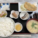 一休食堂 - アジフライ定食