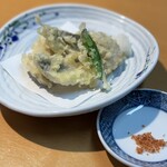 とろろ・海鮮料理 さんすい - カマス天ぷら＋甘えび塩　深い