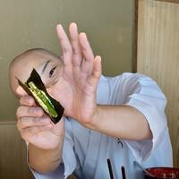 鮨 由う - 
