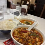 本場四川料理 龍門 - 