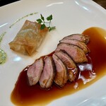 ルヴェール - 　・合鴨のロースト 赤ワインソースと
                                　　　　キノコのバートブリュック包み焼き