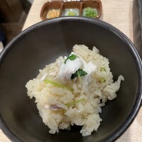 魚菜由良 鼎 - 