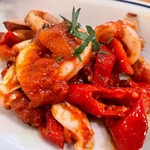 aniko enoshima - イカと万願寺とうがらしアラビアータソテー。イカが美味。見た目に反して万願寺とうがらしの辛味より甘味が引き立ち好い。