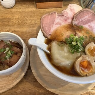 らーめんシゲトミ_0