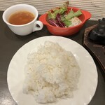 ロッキーズ ステーキハウス - ステーキのセット、ランチタイム以外は別料金