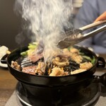 焼肉ホルモン 在市 - 