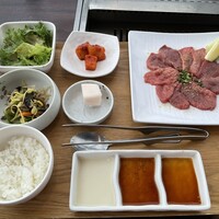 焼肉ぽんが 江ノ島 - タンランチ