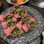 外苑 - ネギ包みタン