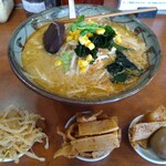 味噌一 - 料理写真:味噌一 1000円 大盛 100円 三種の神器 カンパ