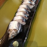 徐福寿司 駅前店 - さんま姿寿司