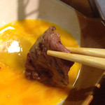 炭火焼肉 ぶち - 焼きシャブを溶き卵で…♪( ´▽｀)