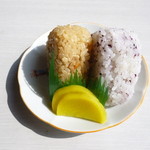 のだ屋 - 　かしわ・しそ　　おにぎり