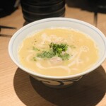 二◯加屋長介 - 