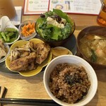 Organic Cafe koto-koto - Deli Lunch – Ginger Pork with Soy Meat