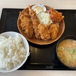 かつや - 秋の海鮮フライ定食