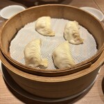 鼎泰豊 - えびと豚肉入り