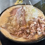 脂醤油組 - 真らあめんサイコロ豚トッピング