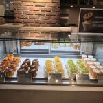 MYSTAR BASE - 左は定番人気のクリームブリュレ、限定ばかりでなかなか食べれない…