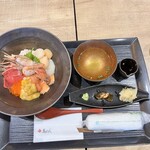 島の人 新千歳空港ゲートラウンジ店 - 