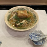 馬車道 大かわ - 揚げ胡麻豆腐　気仙沼ヨシキリザメのフカヒレ餡かけ