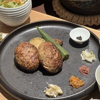 川端志史 - 