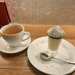 麹町ビストロ 階段の途中 - 